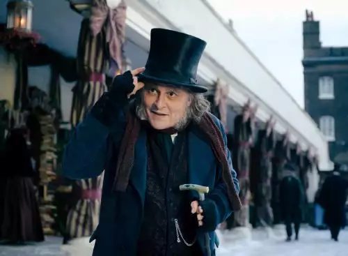 EbenezerAChristmasCarol_134352597617101535_big-cine_deskt.webp