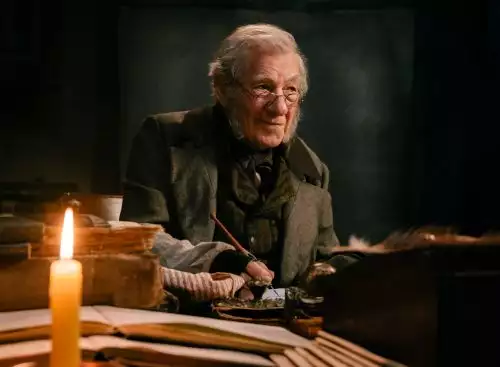 EbenezerAChristmasCarol_134352597663618963_big-cine_deskt.webp